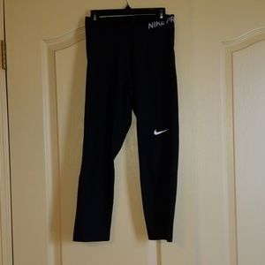 Nike Pants - Nike pro dry fit running legging. Nike Pants - Nike pro dry fit running legging.